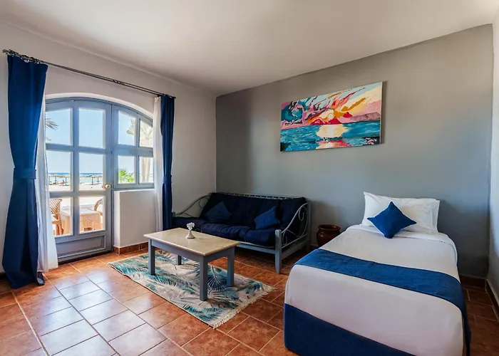 Protels Crystal Marsa Alem