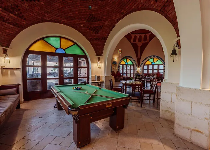 Otel Protels Crystal